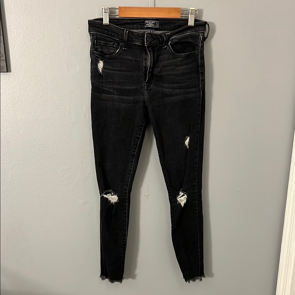 Women's Black Distressed Jeans